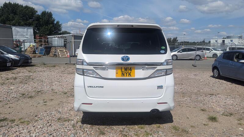 TOYOTA VELLFIRE