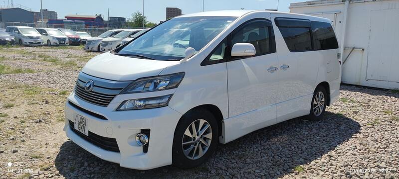TOYOTA VELLFIRE