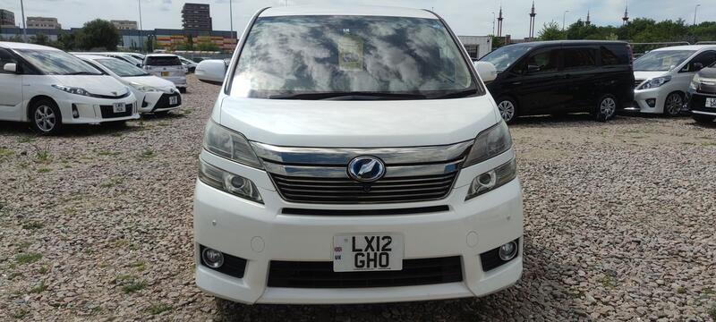 TOYOTA VELLFIRE