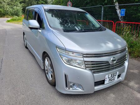 NISSAN ELGRAND